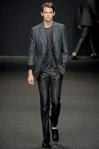 Look 28